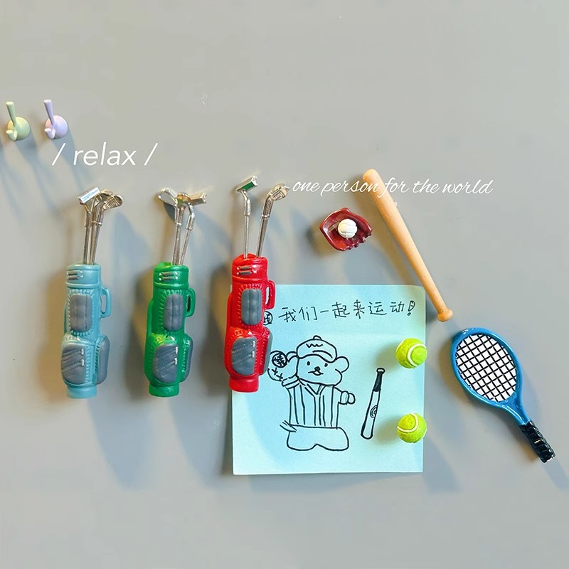 Sports Equipment Fridge Magnet - Sports Equipment Photos 评论和价格