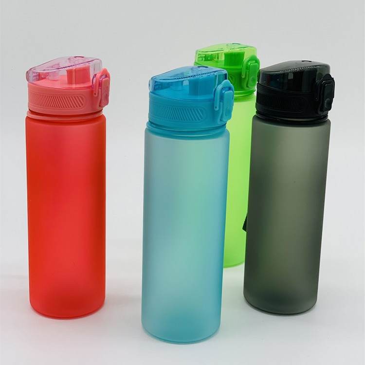 Personalize Water Bottle Porta - Sports Equipment With Names 评论和价格