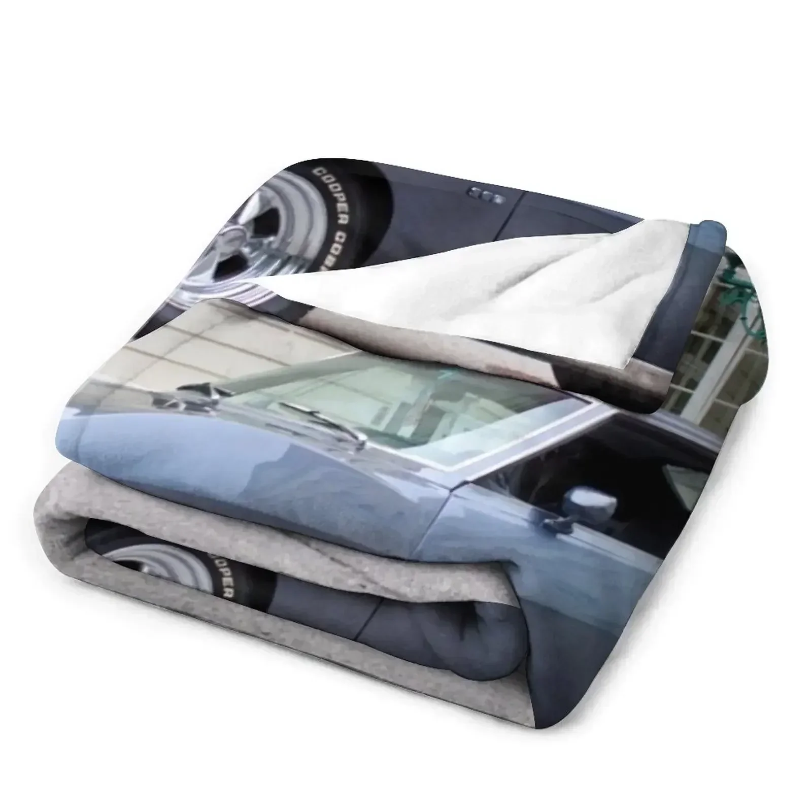 AMC Javelin SST Throw Blanket  - Javelin Throwing 评论和价格